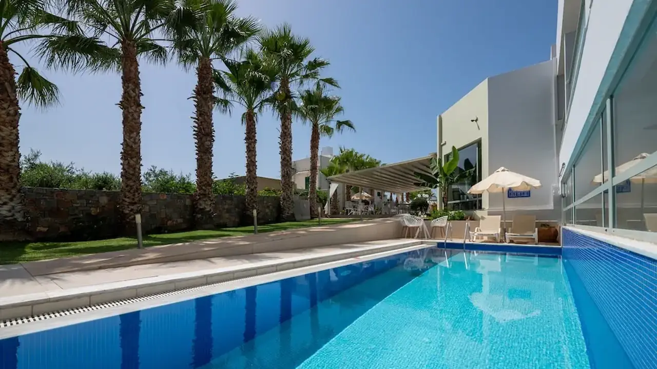 Angela Suites Boutique Hotel