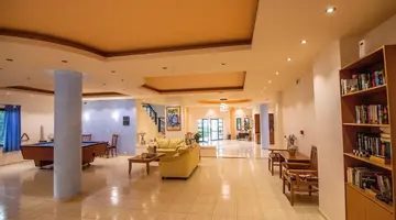 Angelika Aparthotel