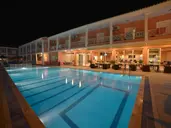 Angelina Aparthotel