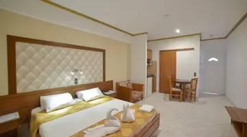 Angelina Aparthotel