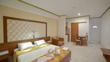 Angelina Aparthotel