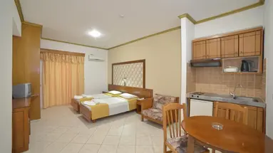 Angelina Aparthotel