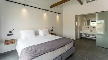 Angels Hotel (Adults Only)