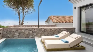 Angels Hotel (Adults Only)