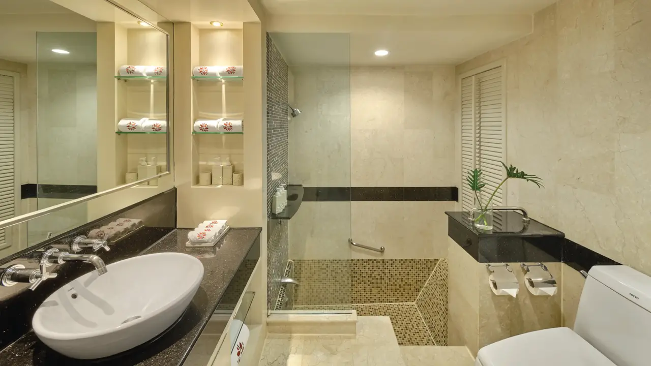 ANGSANA LAGUNA PHUKET