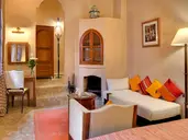 Angsana Riad lydines