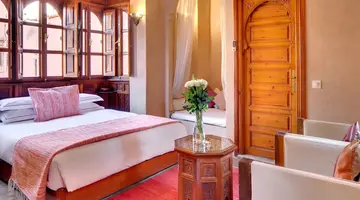 Angsana Riad lydines