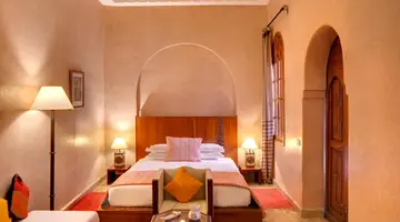 Angsana Riad lydines