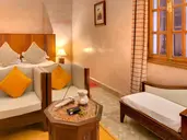 Angsana Riad lydines