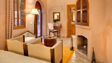 Angsana Riad lydines