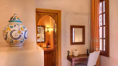 Angsana Riad lydines