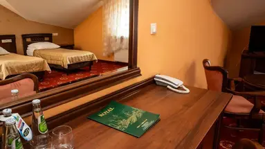 Anin Park Hotel