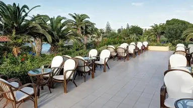 Anissa Beach & Village
