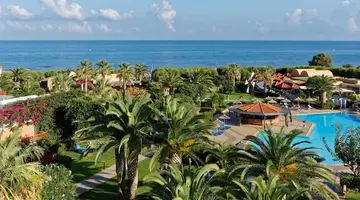 Anissa Beach & Village