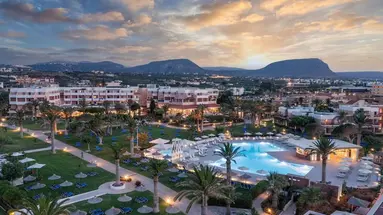 Anissa Beach & Village
