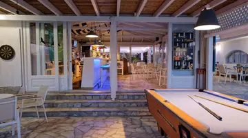 ANISSA OASIS BEACH