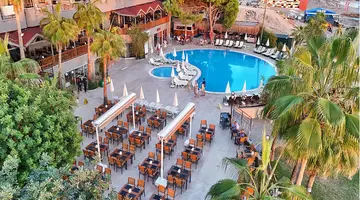 Anitas Beach Hotel