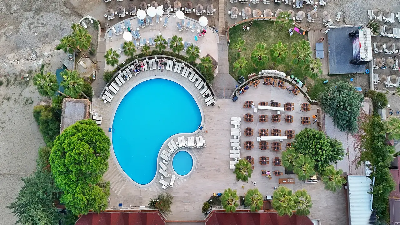 Anitas Beach Hotel