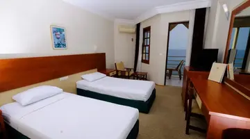 Anitas Beach Hotel