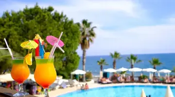 Anitas Beach Hotel