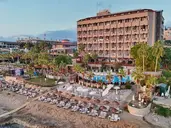 Anitas Beach Hotel