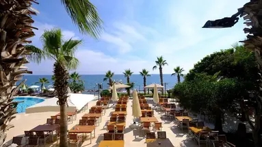 Anitas Beach Hotel