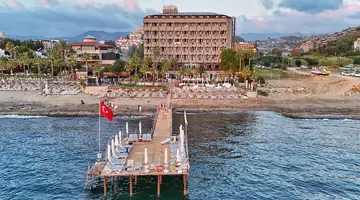 Anitas Beach Hotel