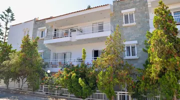 Anna Apartments