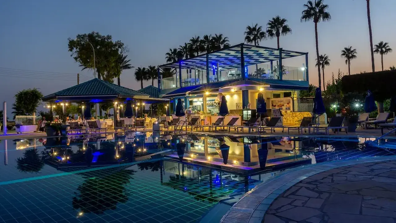 Anonymous Beach Hotel - Adults Only