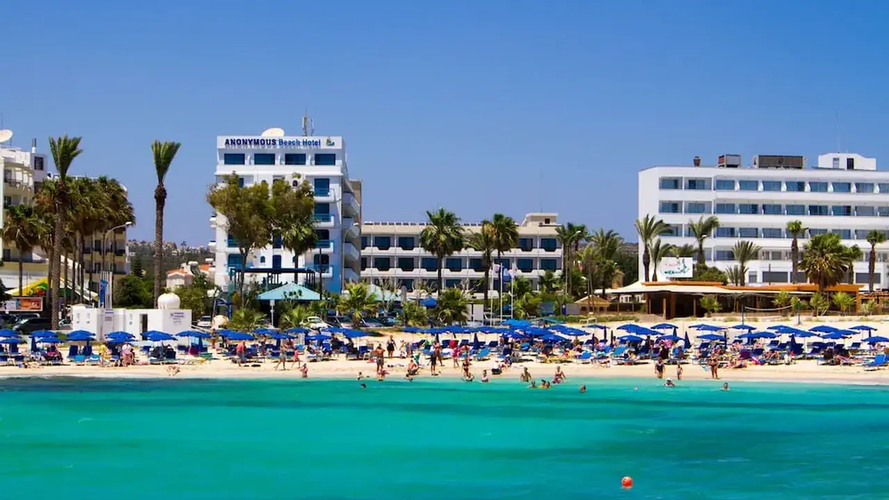 Anonymous Beach Hotel - Adults Only