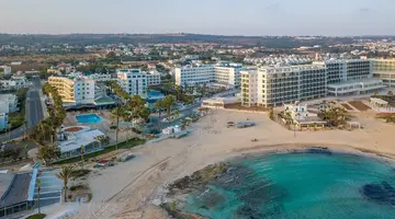 Anonymous Beach Hotel - Adults Only