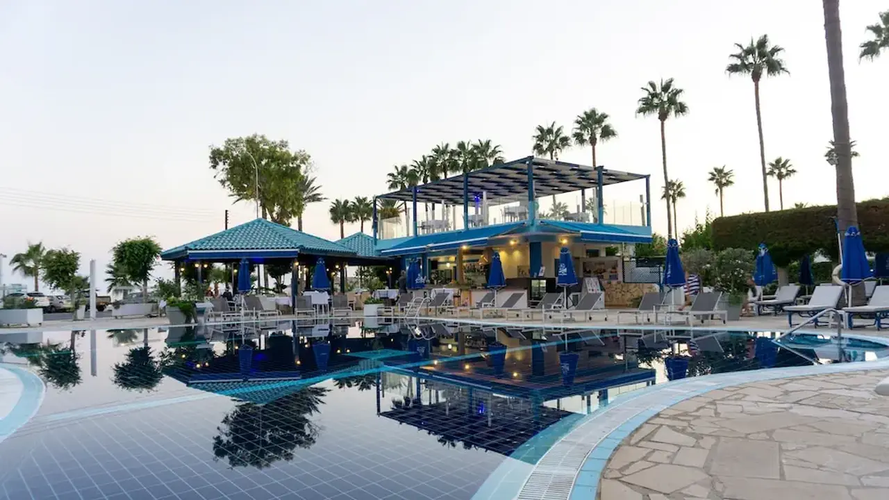 Anonymous Beach Hotel - Adults Only