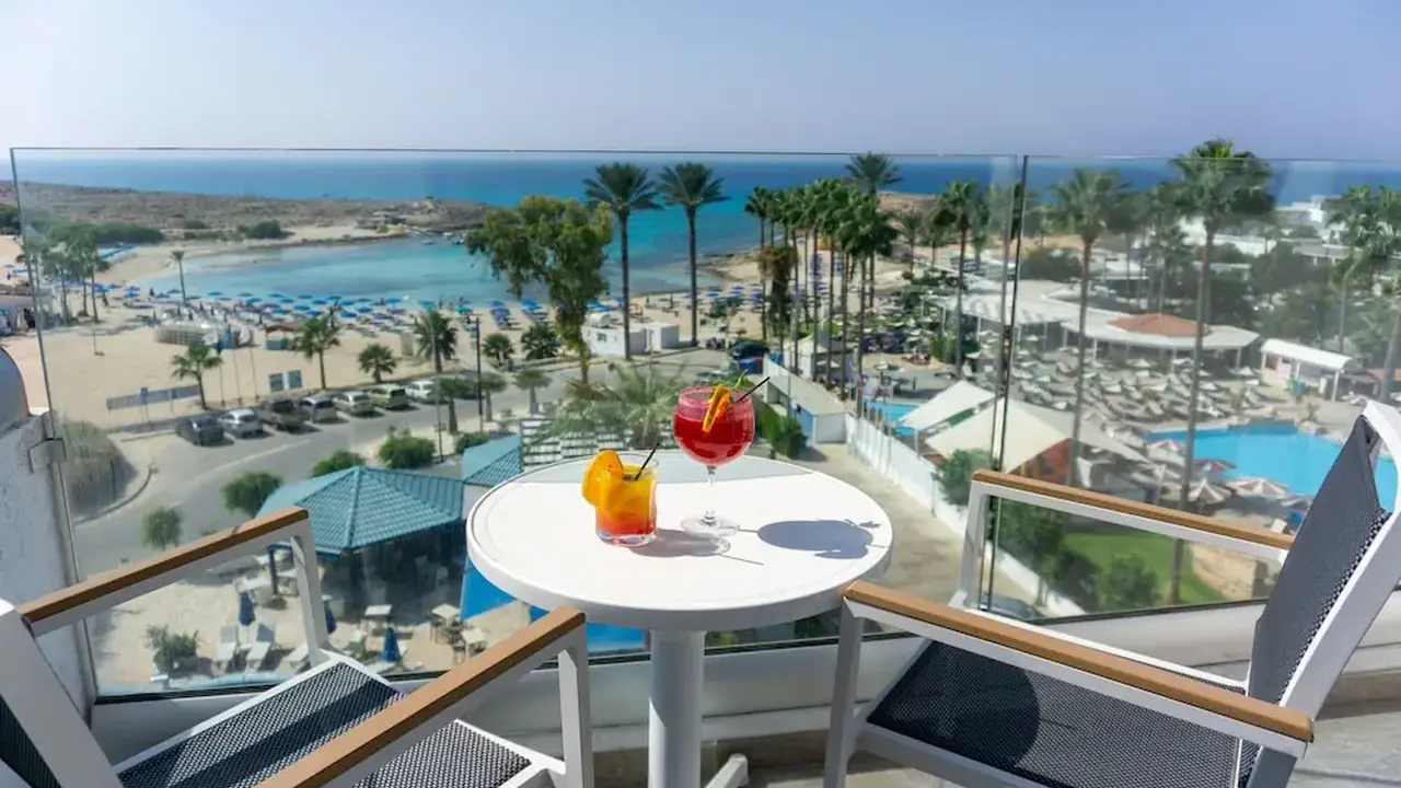 Anonymous Beach Hotel - Adults Only