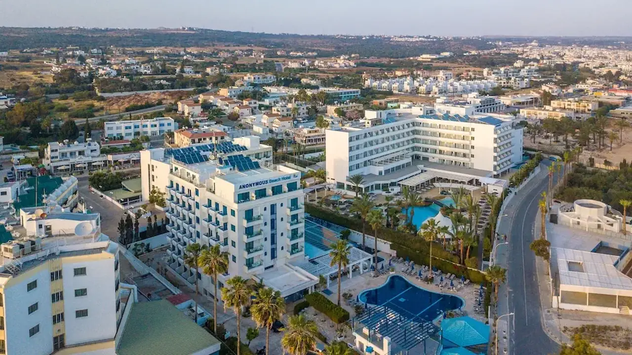 Anonymous Beach Hotel - Adults Only