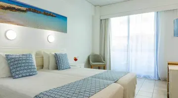 Anonymous Beach Hotel - Adults Only