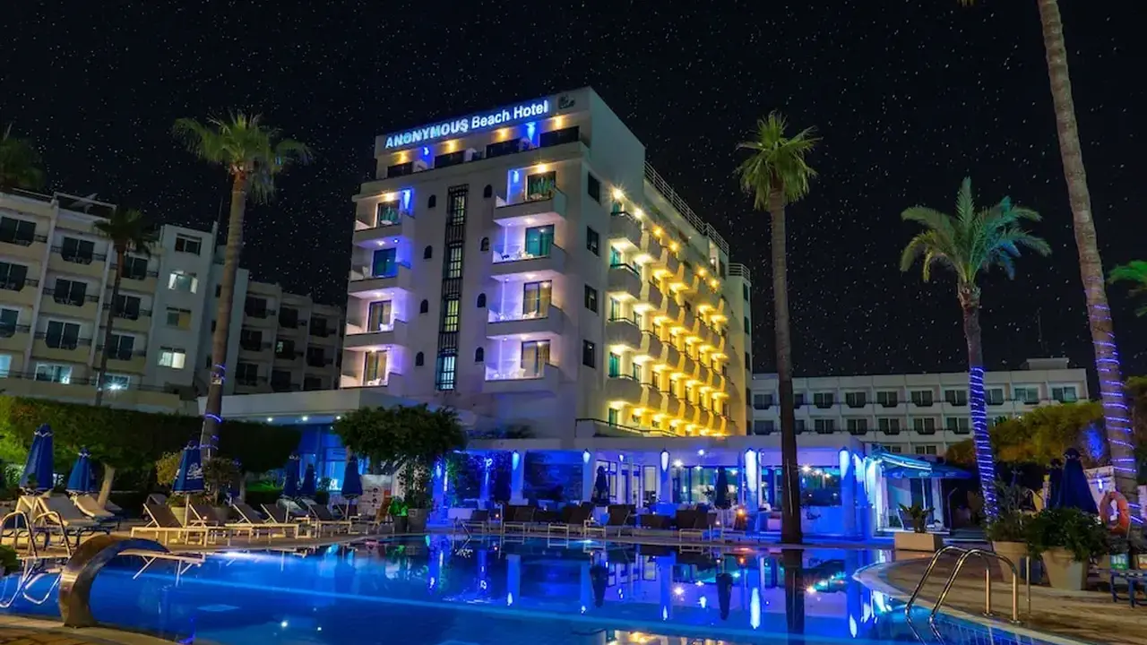 Anonymous Beach Hotel - Adults Only