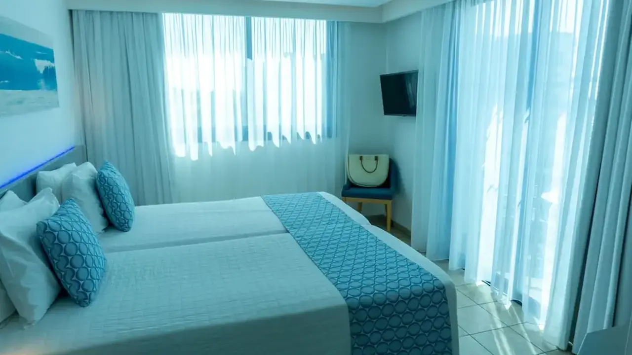 Anonymous Beach Hotel - Adults Only