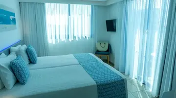 Anonymous Beach Hotel - Adults Only