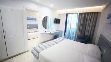 Anonymous Beach Hotel - Adults Only