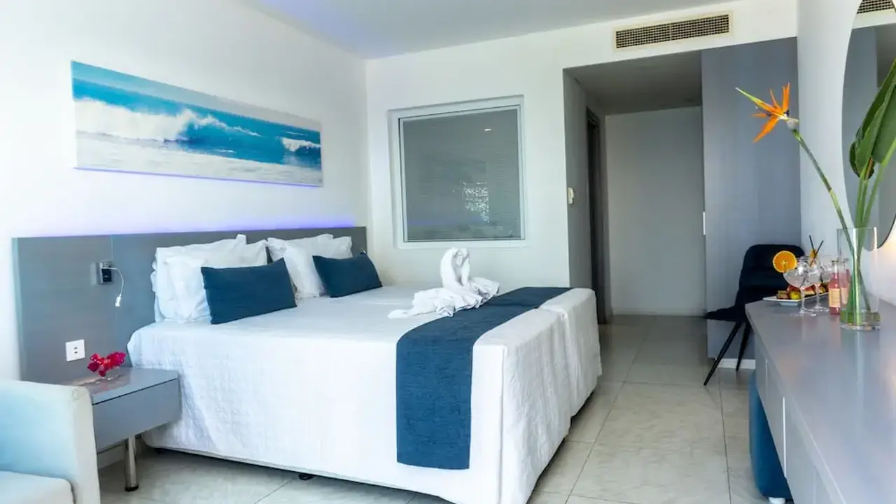 Anonymous Beach Hotel - Adults Only