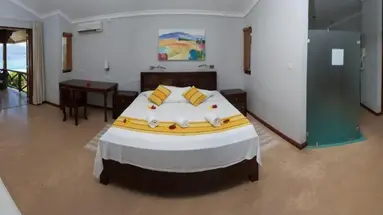 Anse Soleil Beachcomber (Mahe Hotel)