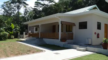 ANSE SOLEIL BEACHCOMBER