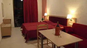 Anseli Hotel Apartments Studios