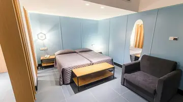 Anthea Hotel Apartments