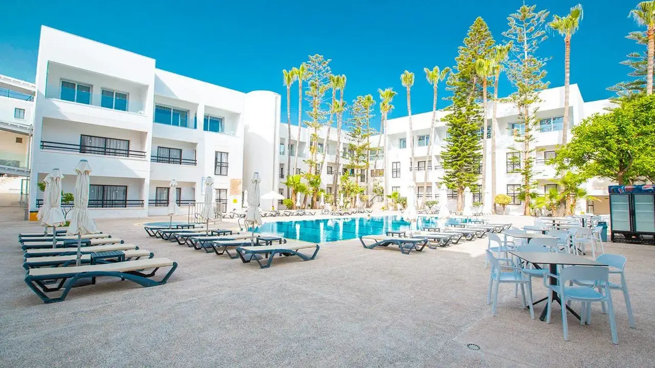 Anthea Hotel Apartments