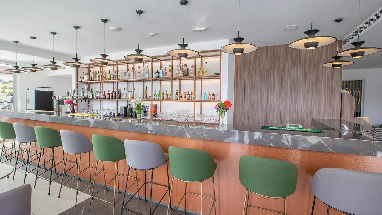 Anthea Hotel Apartments