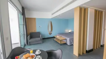 Anthea Hotel Apartments