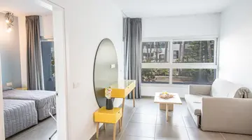 Anthea Hotel Apartments