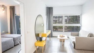 Anthea Hotel Apartments