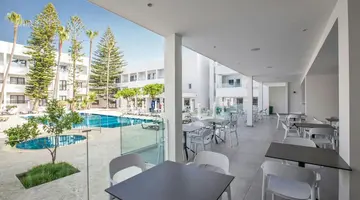 Anthea Hotel Apartments